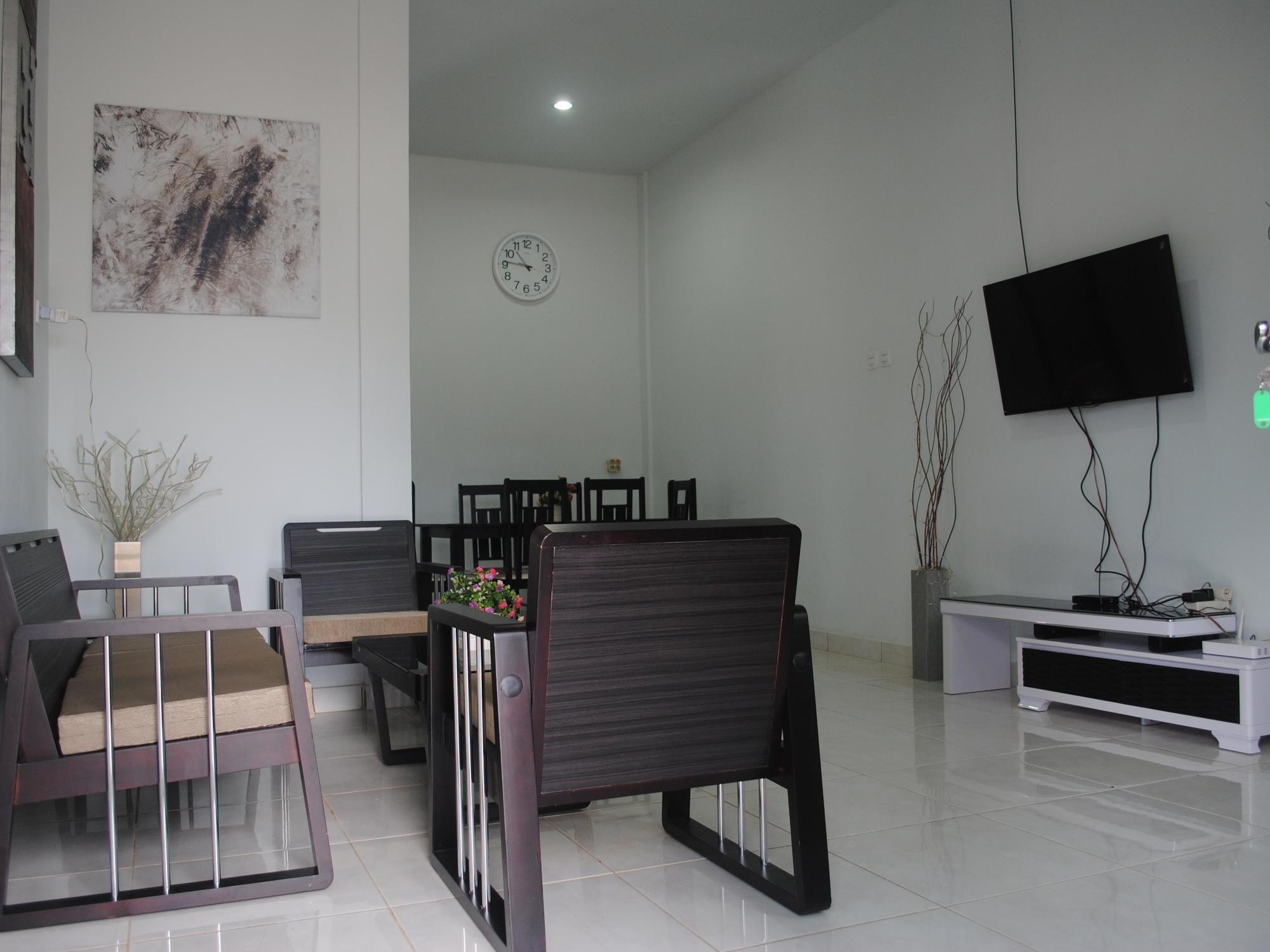 Golden Hawaii Villa Singkawang Dış mekan fotoğraf